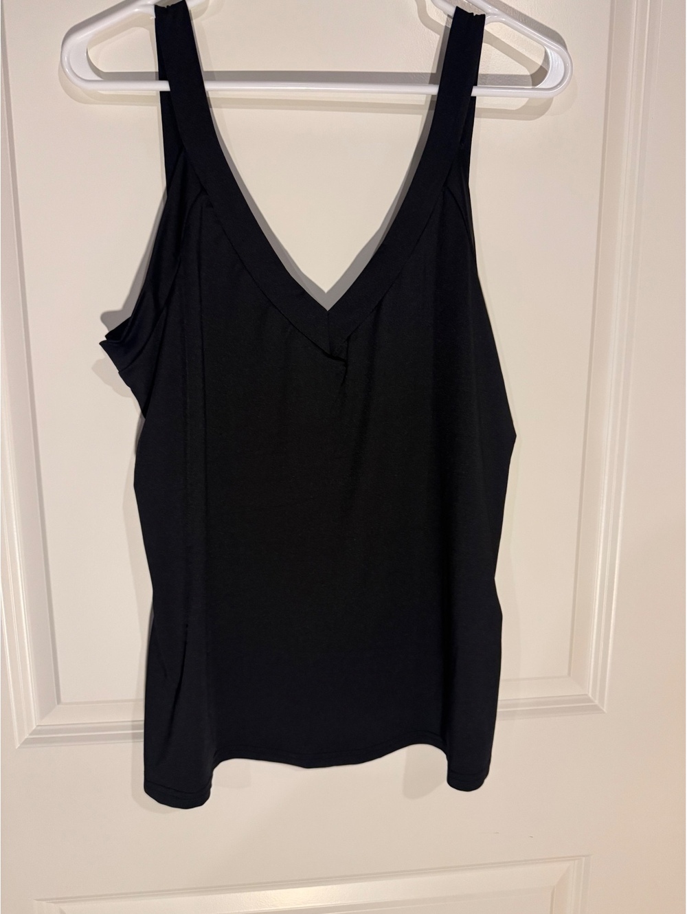 Black V-Neck Sleeveless Camisole Top